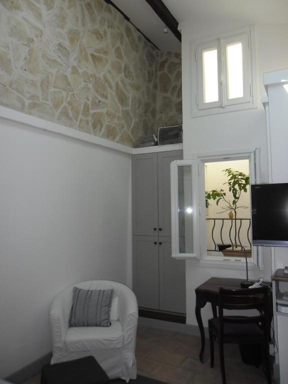 Mougins Village Holiday Lets Nizza Zimmer foto